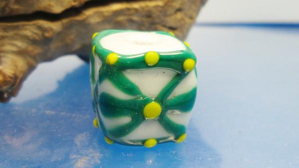 glass bead Finland 6th-8th century