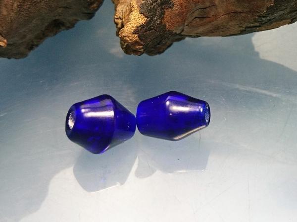 glass bead Thuringia Germany 8.- 11. century